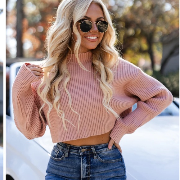 Sweater size small! Brand new - Picture 1 of 7